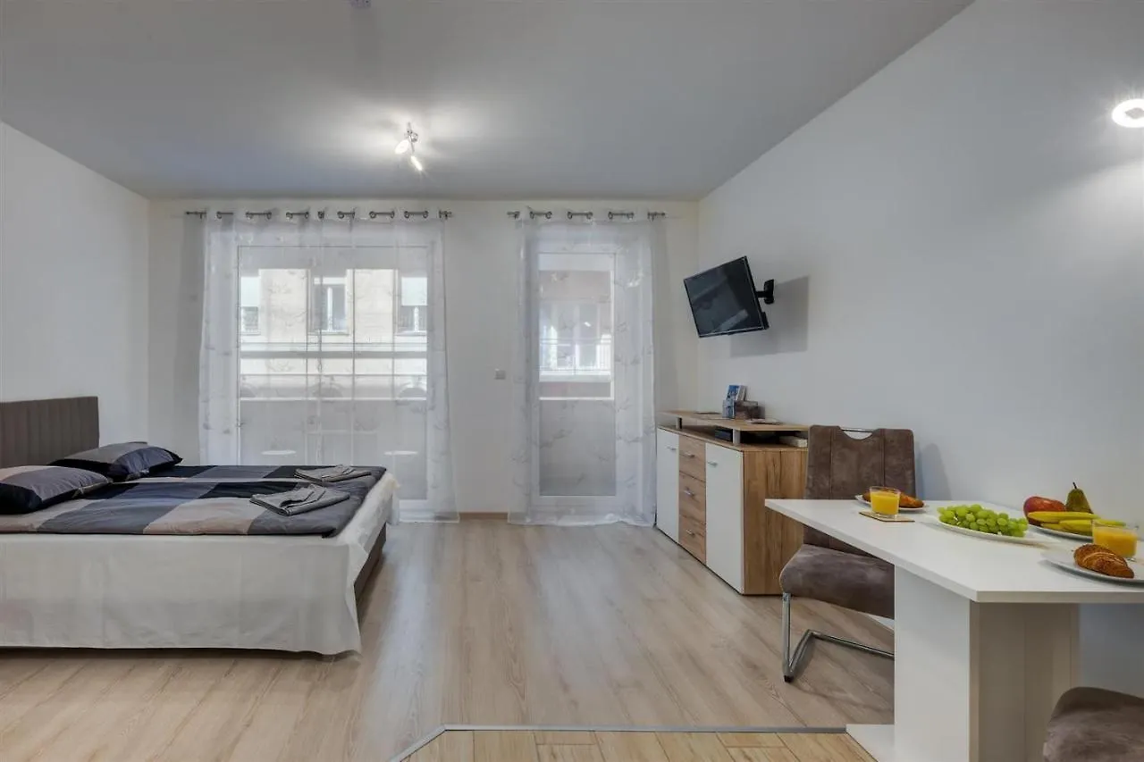 בודפשט Leonardo Ground Apartment הונגריה