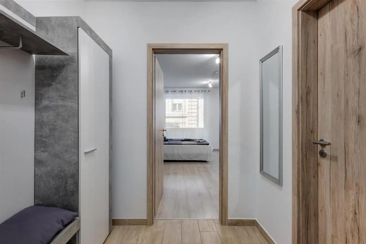 בודפשט Leonardo Ground Apartment