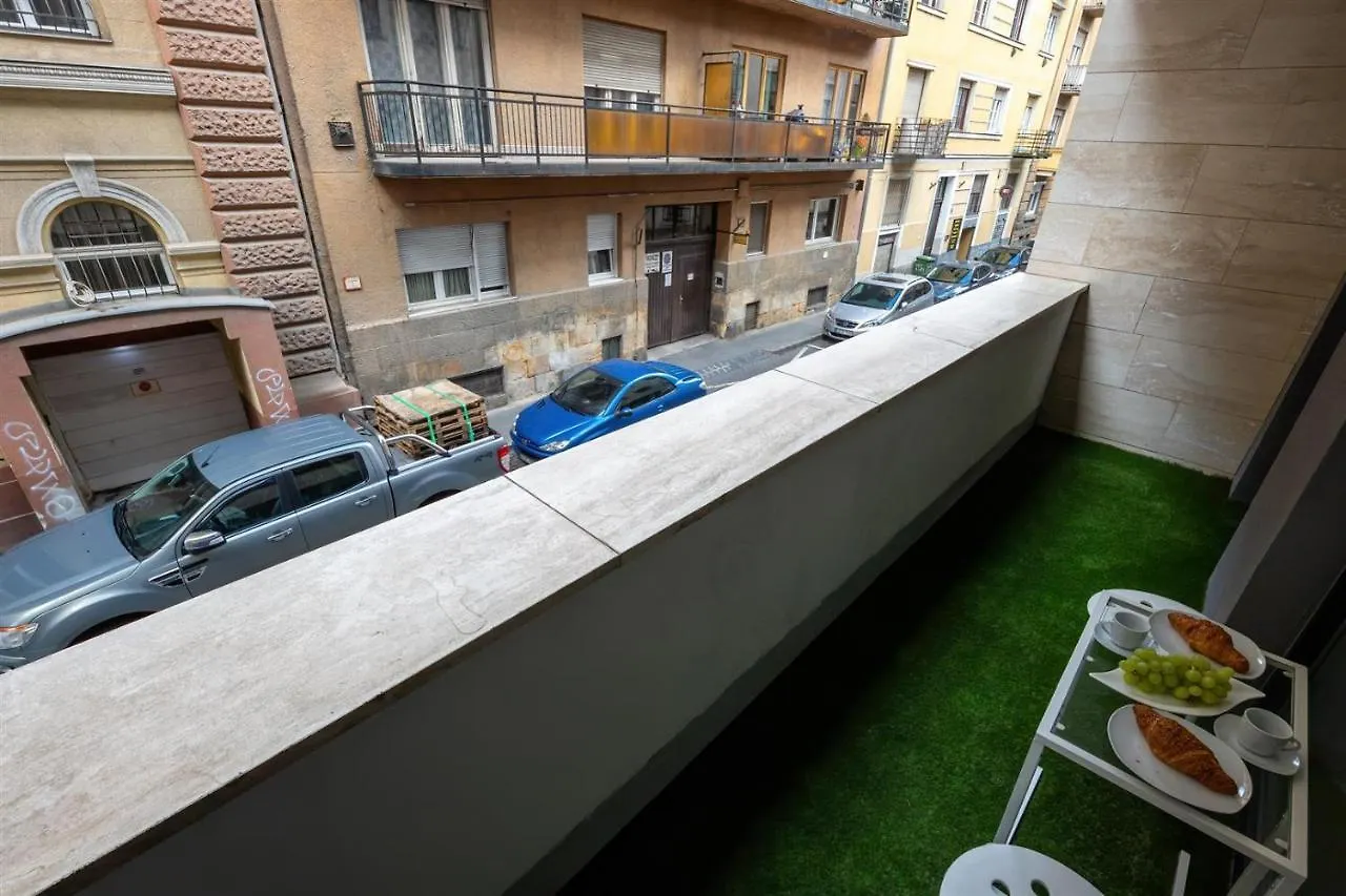 בודפשט Leonardo Ground Apartment
